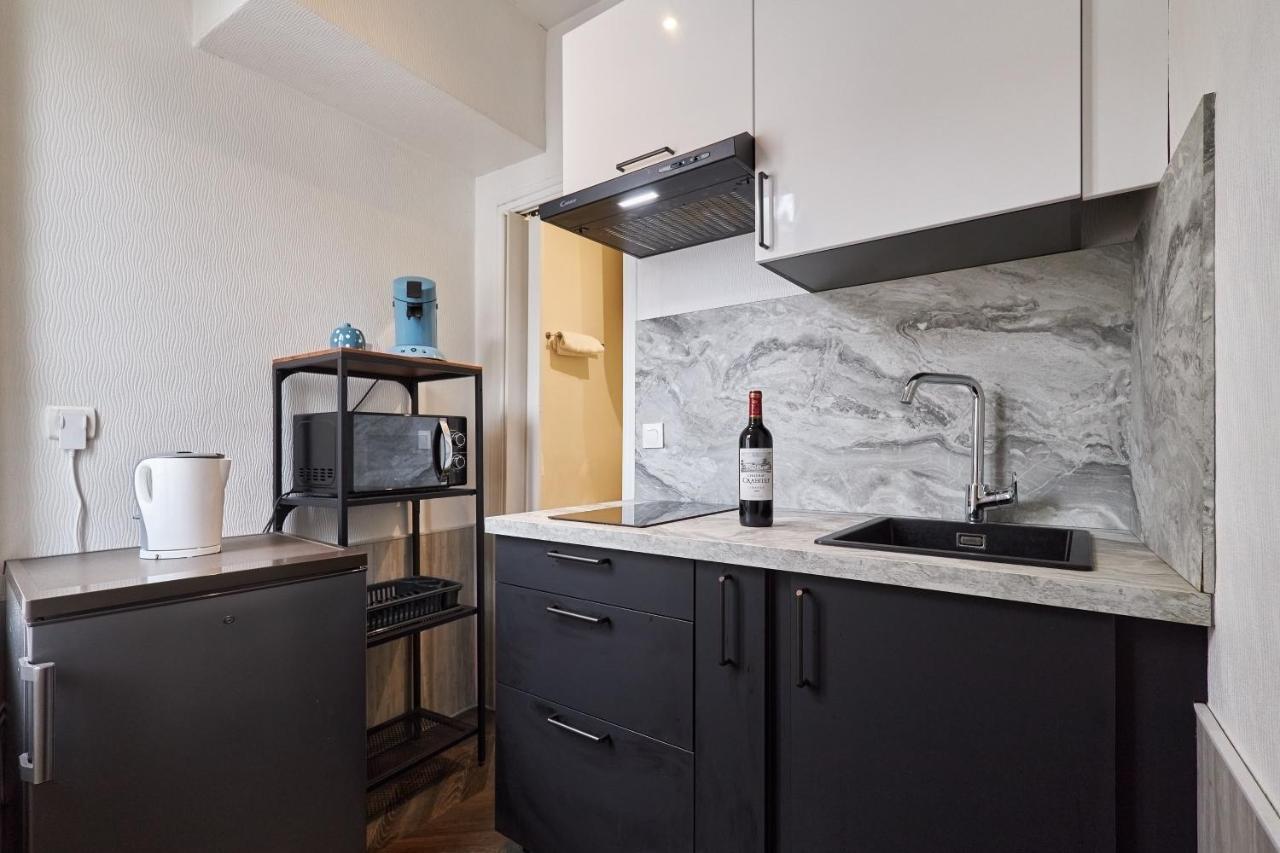 Le Cernay - T1 - 5 Mins De La Cathedrale Apartment แร็งส์ ภายนอก รูปภาพ